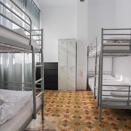 Ostello Barbatuke Bed & Bike Málaga Esterno foto