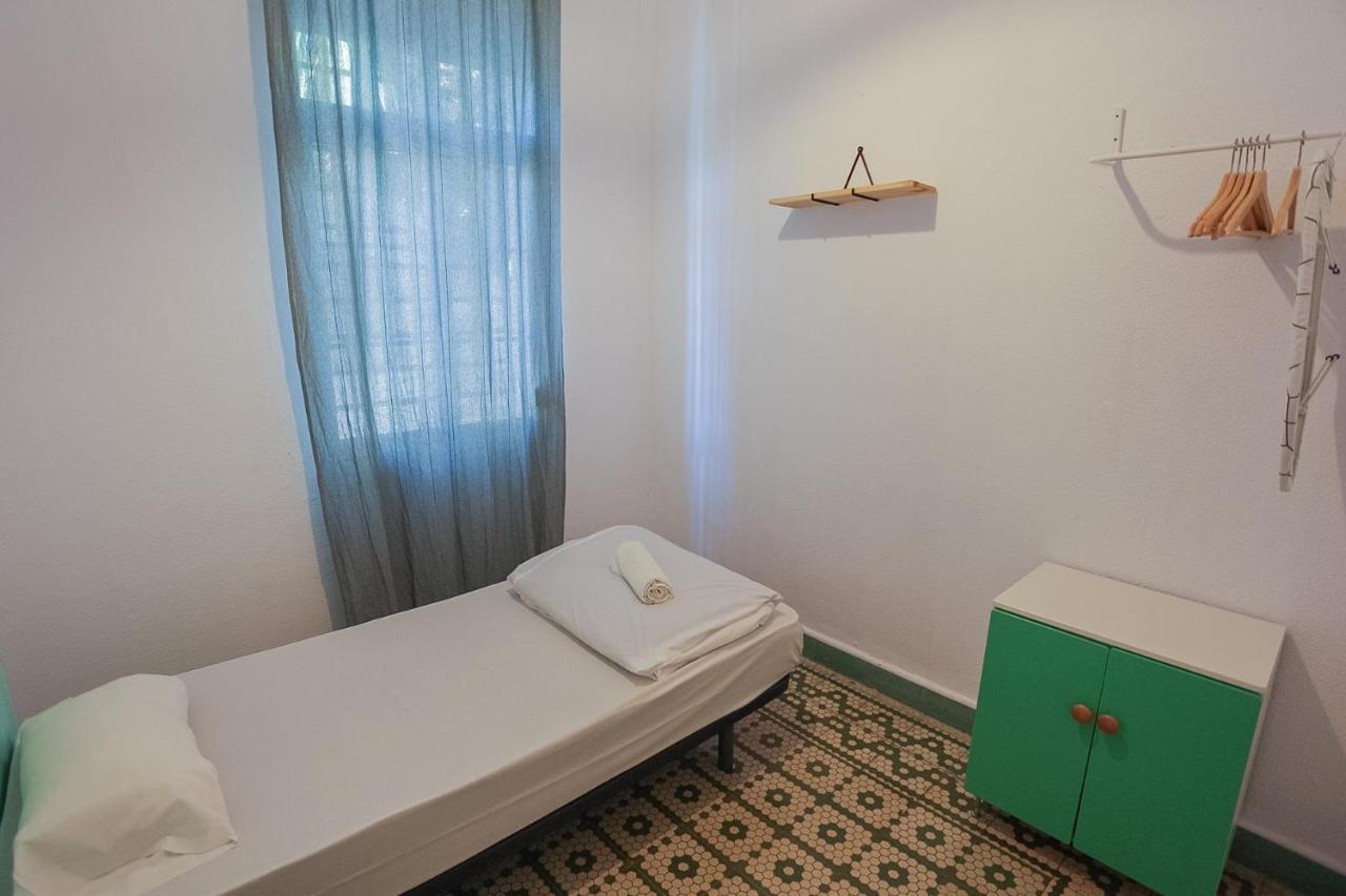 Ostello Barbatuke Bed & Bike Málaga Esterno foto
