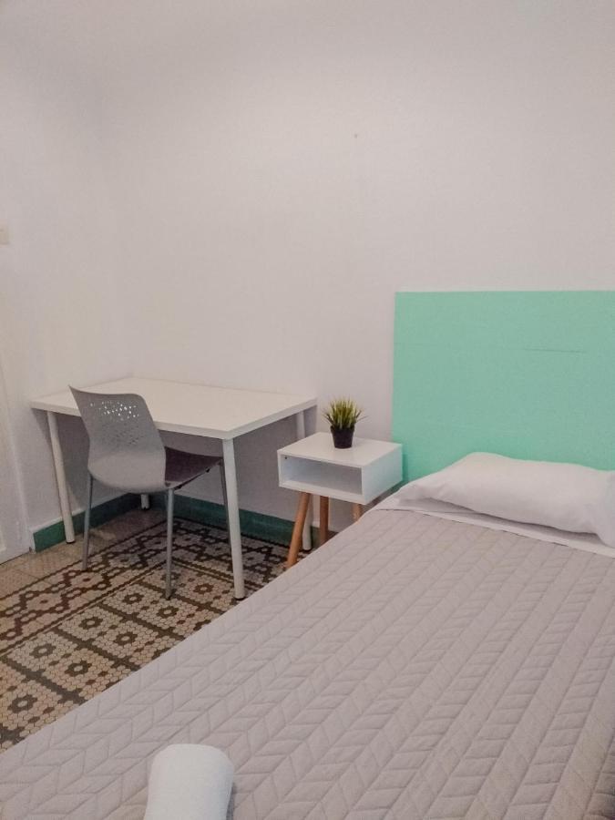 Ostello Barbatuke Bed & Bike Málaga Esterno foto